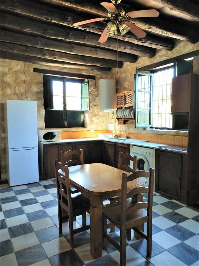 Casas Rurales Las Vinas Osuna Ngoại thất bức ảnh